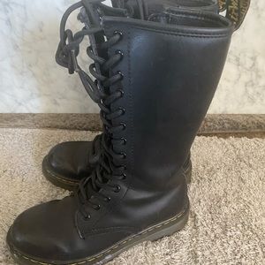 Kids Dr.Marten boot size 1